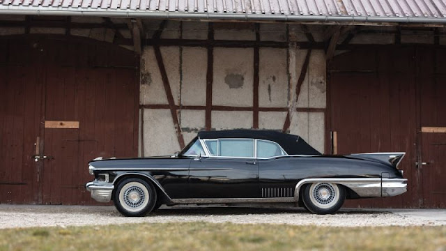1958-cadillac-eldorado-biarritz-5.jpeg