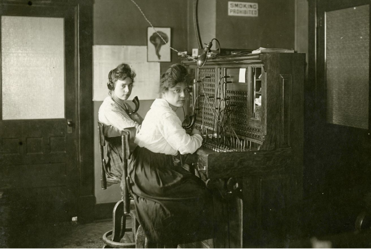 Wakarusa Telephone Exchange, Elkhart County Indiana, 1907.png