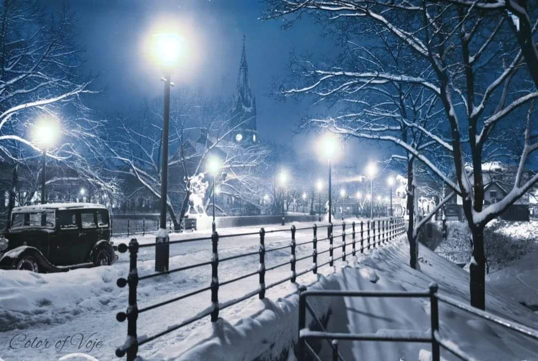 A winter night in Oslo, Norway photographed in 1938. Credit voje.color on Instagram.jpg