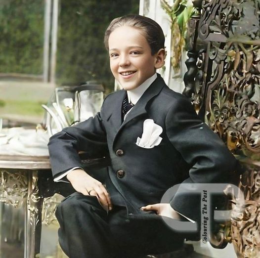 Fred Astaire was never not cool. Even as a 12 year old in 1911.jpg