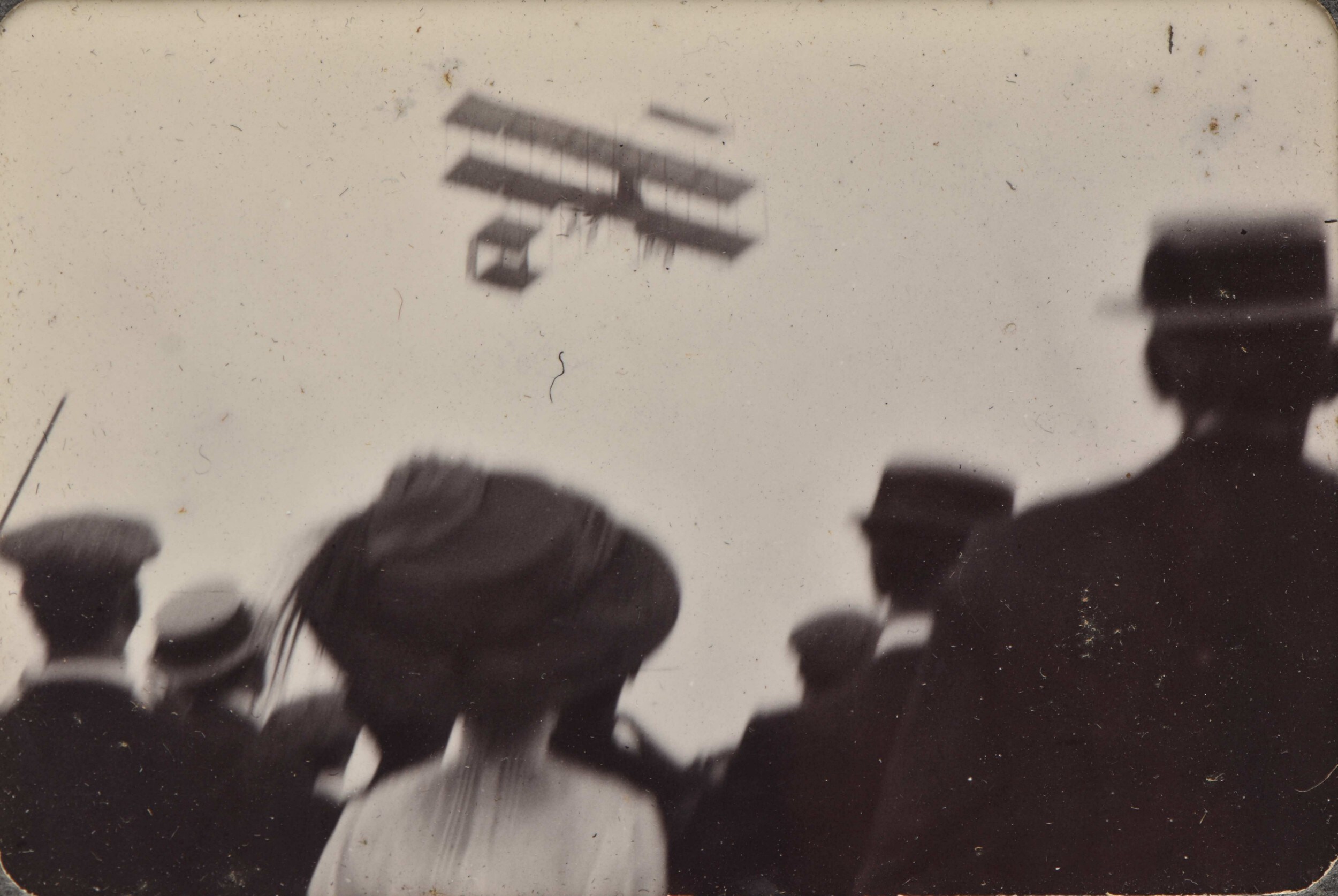 Moments before Britain's first fatal plane crash, killing Charles Ross founder of Rolls-Royce, 1910.jpg