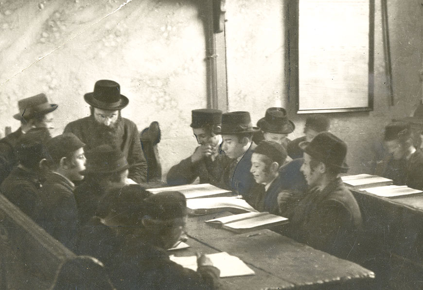 A class in session in the Rayshe (Rzeszow) Yeshiva, 1920, Lwow, Poland.jpg