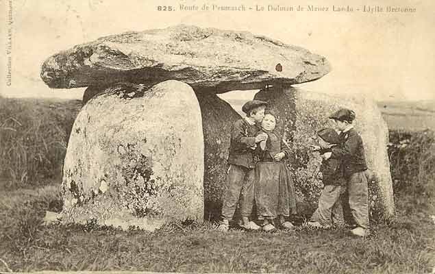 Dolmen de Menez Landu. 1900.jpg