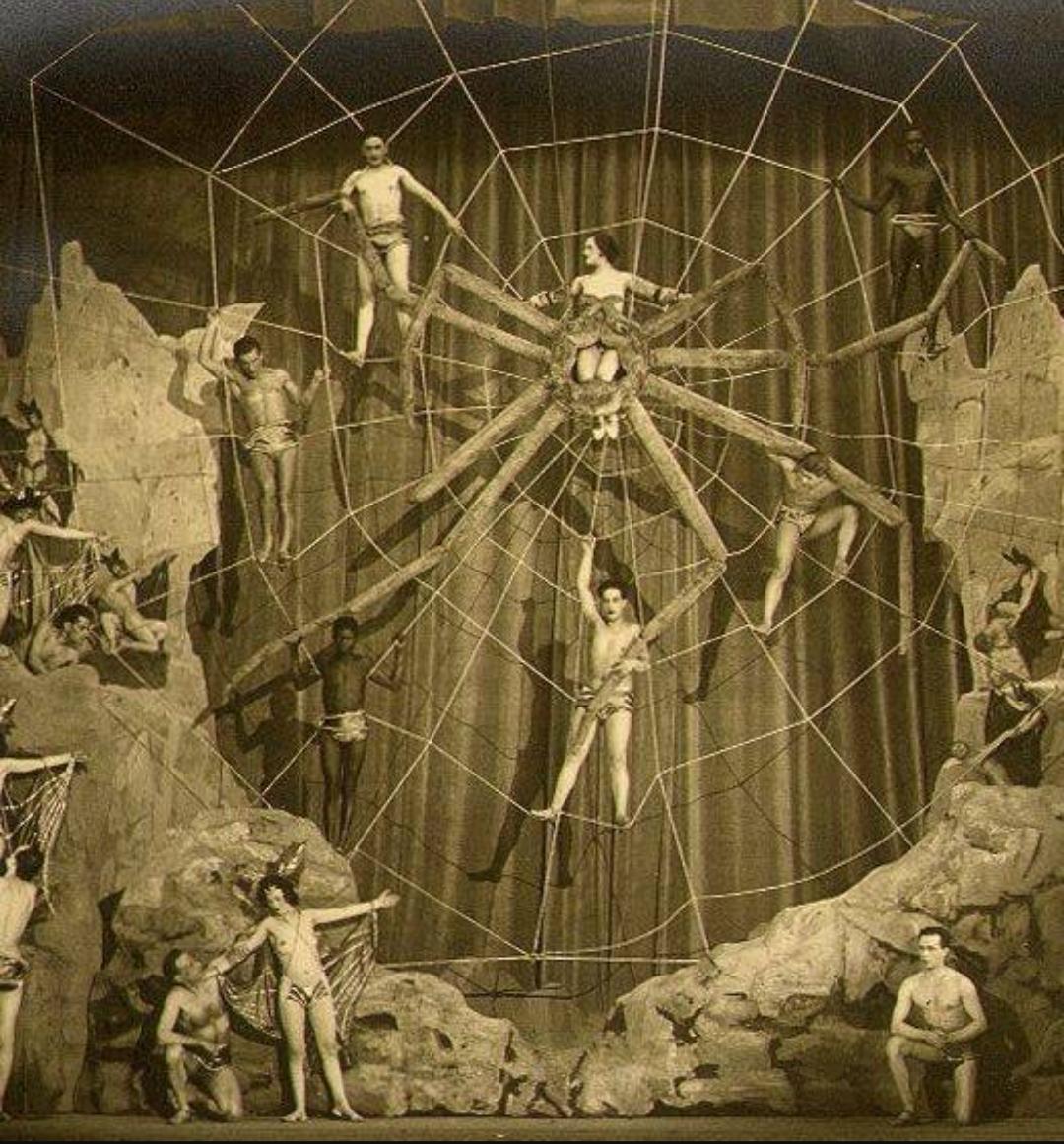 Ziegfeld Follies, the spider dance 1920's.jpg