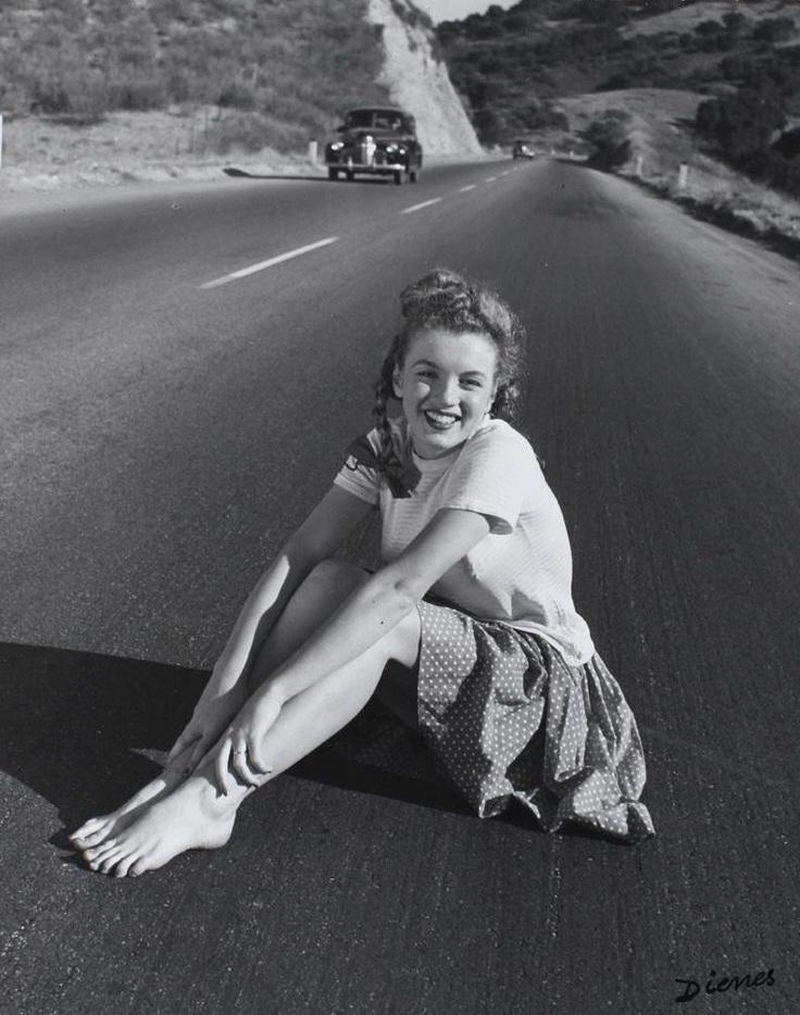 Marilyn Monroe, 19 years old (1945).jpg