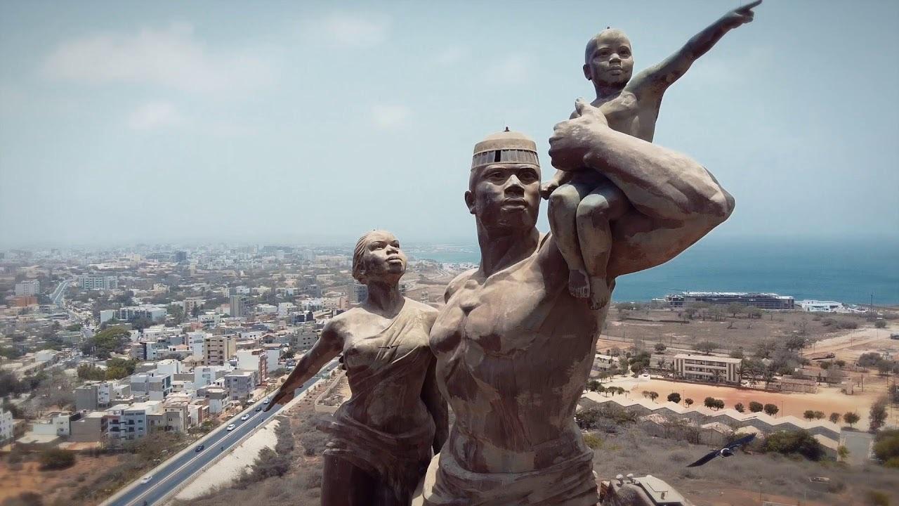 African Resistance Monument Dakar, Senegal.jpg