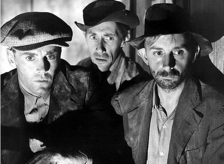 The Grapes of Wrath (1940) 8.jpg