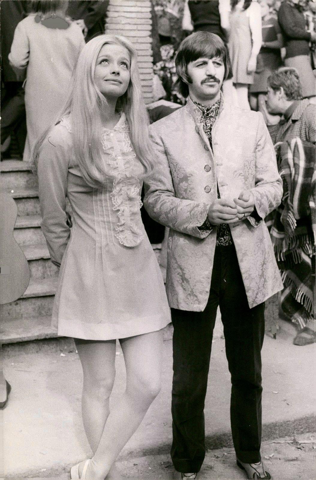 Ewa Aulin & Ringo Starr ca 1968.jpg