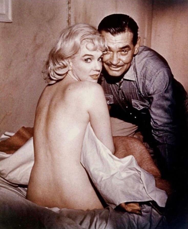 Marilyn Monroe and Clark Gable in The Misfits (1961).jpg