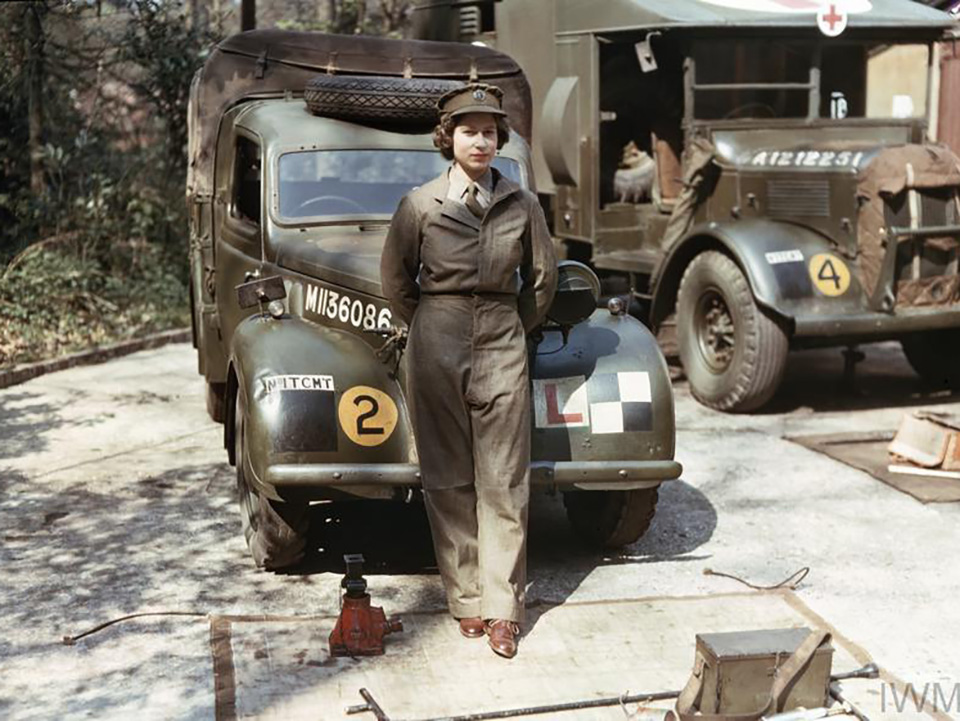 Princess Elizabeth, as a 2nd Subaltern in the ATS, during training, 1945.jpg