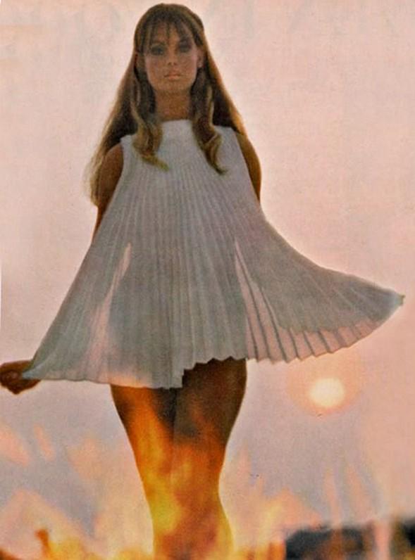 Jean Shrimpton-1969.jpeg