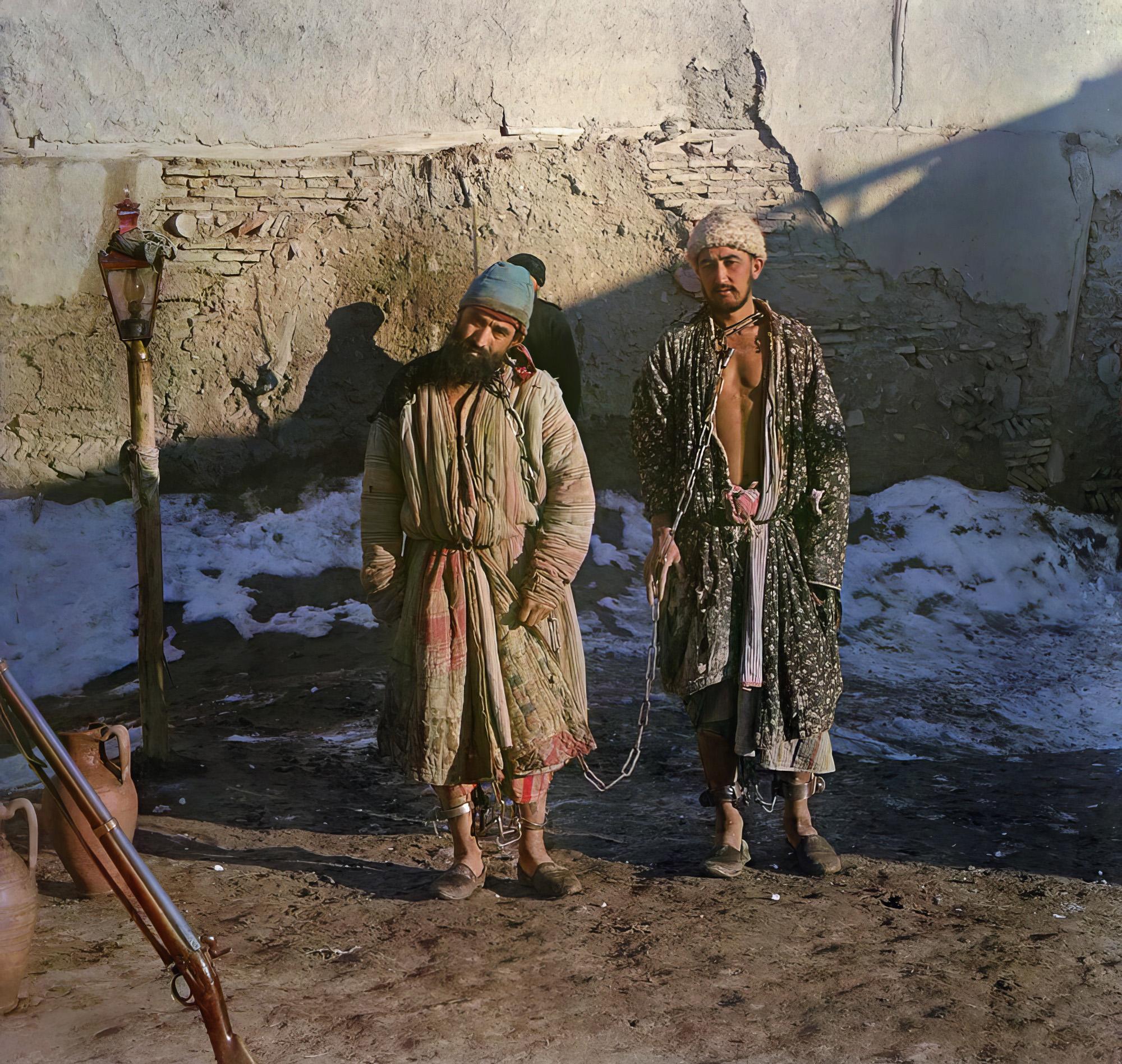 Two inmates somewhere along the Silk Road, 1905-1912. Early color photo tech by Prokudin-Gorsky.jpeg