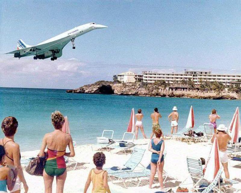 1989 - the only time Concorde lands over Maho Beach in St. Maarten.jpeg