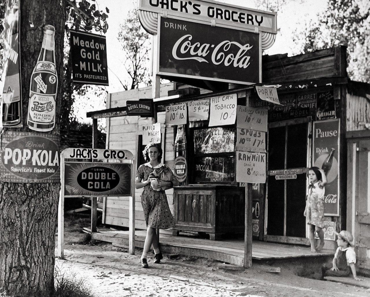 Somewhere in Oklahoma. 1940's.jpeg