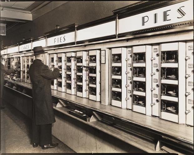 Automat NYC 1936.jpeg