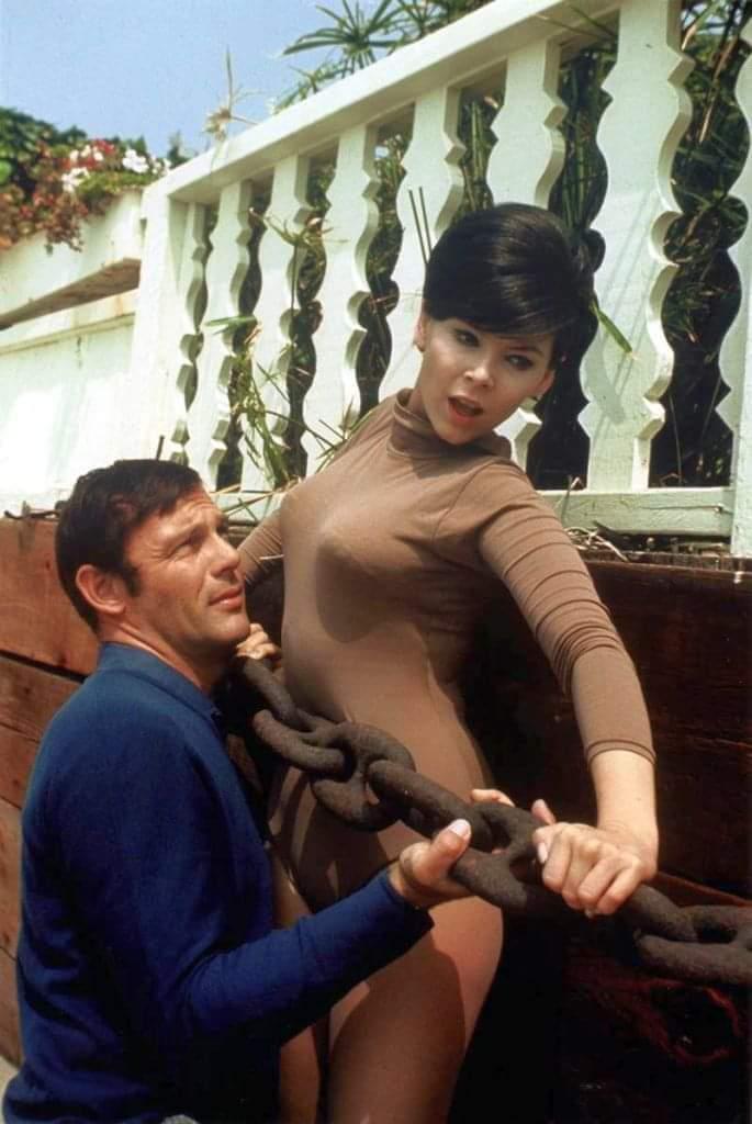 Adam West rescuing Yvonne Craig 1967.jpeg