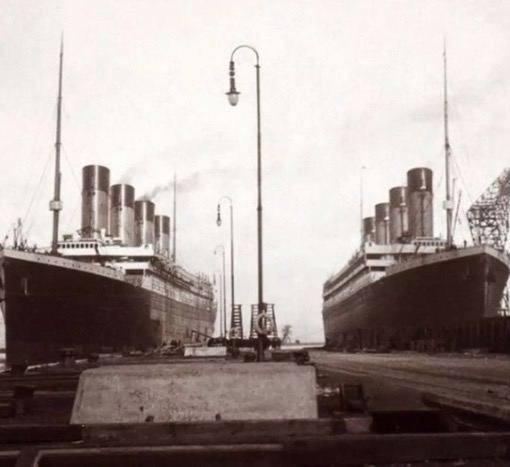 Titanic and Olympic 1912.jpeg