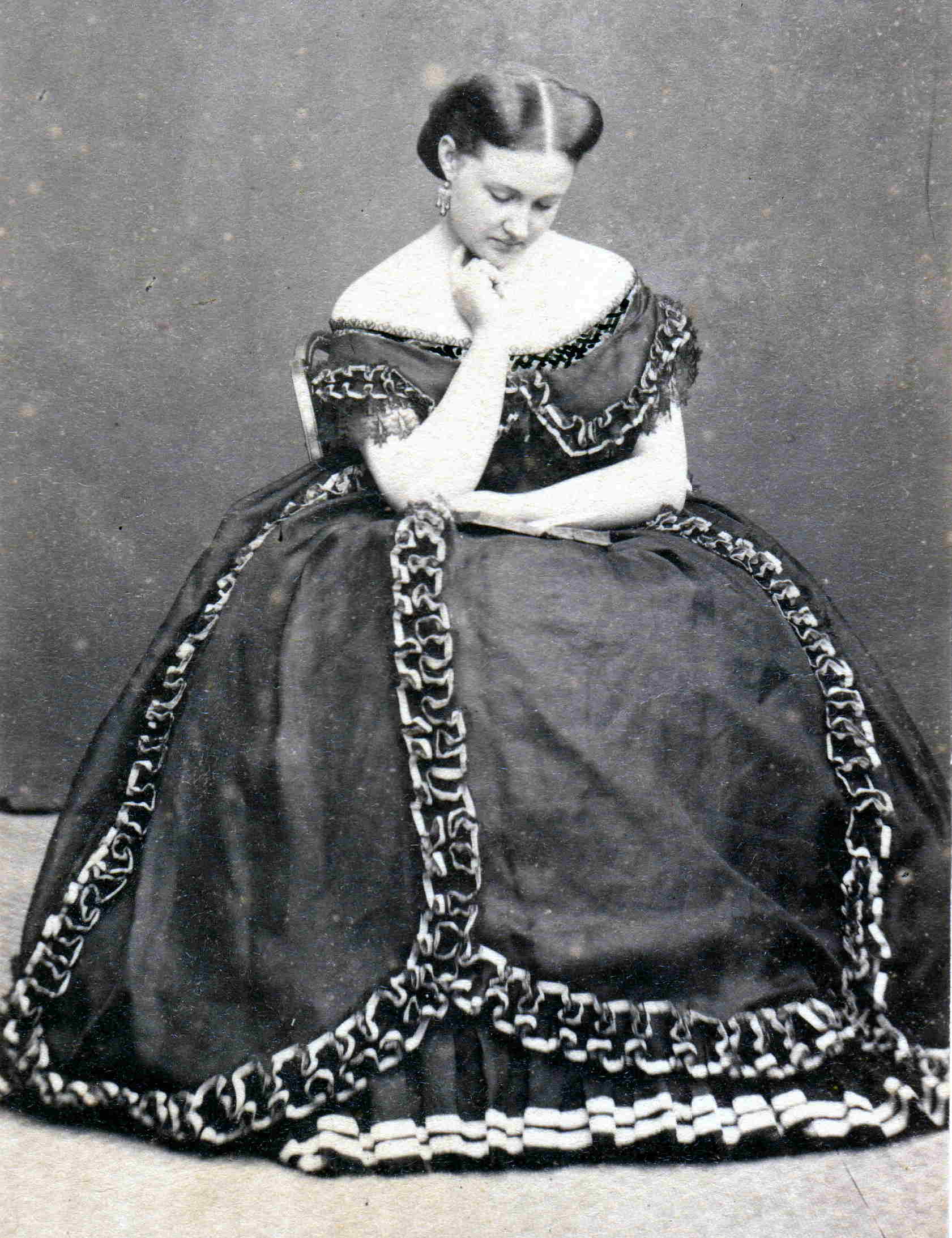 Жанна Леруа, графиня де Ноэ, ок. 1860.jpg