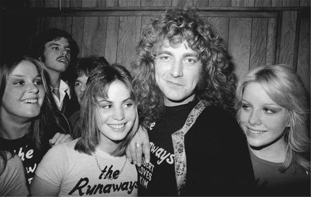 Robert Plant in backstage with The Runaways at their show in LA, 1975. (Photo by Barry Schultz).jpeg