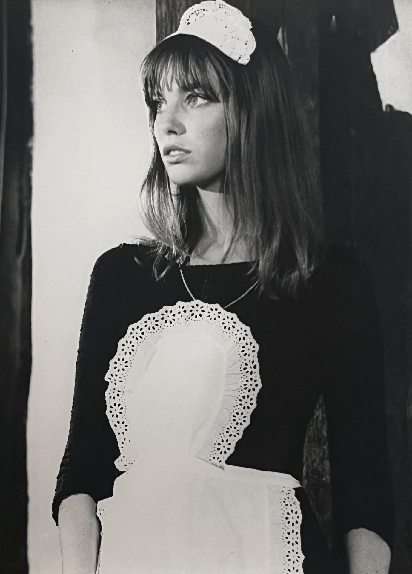 Jane Birkin on the set of Slogan (1969).jpeg