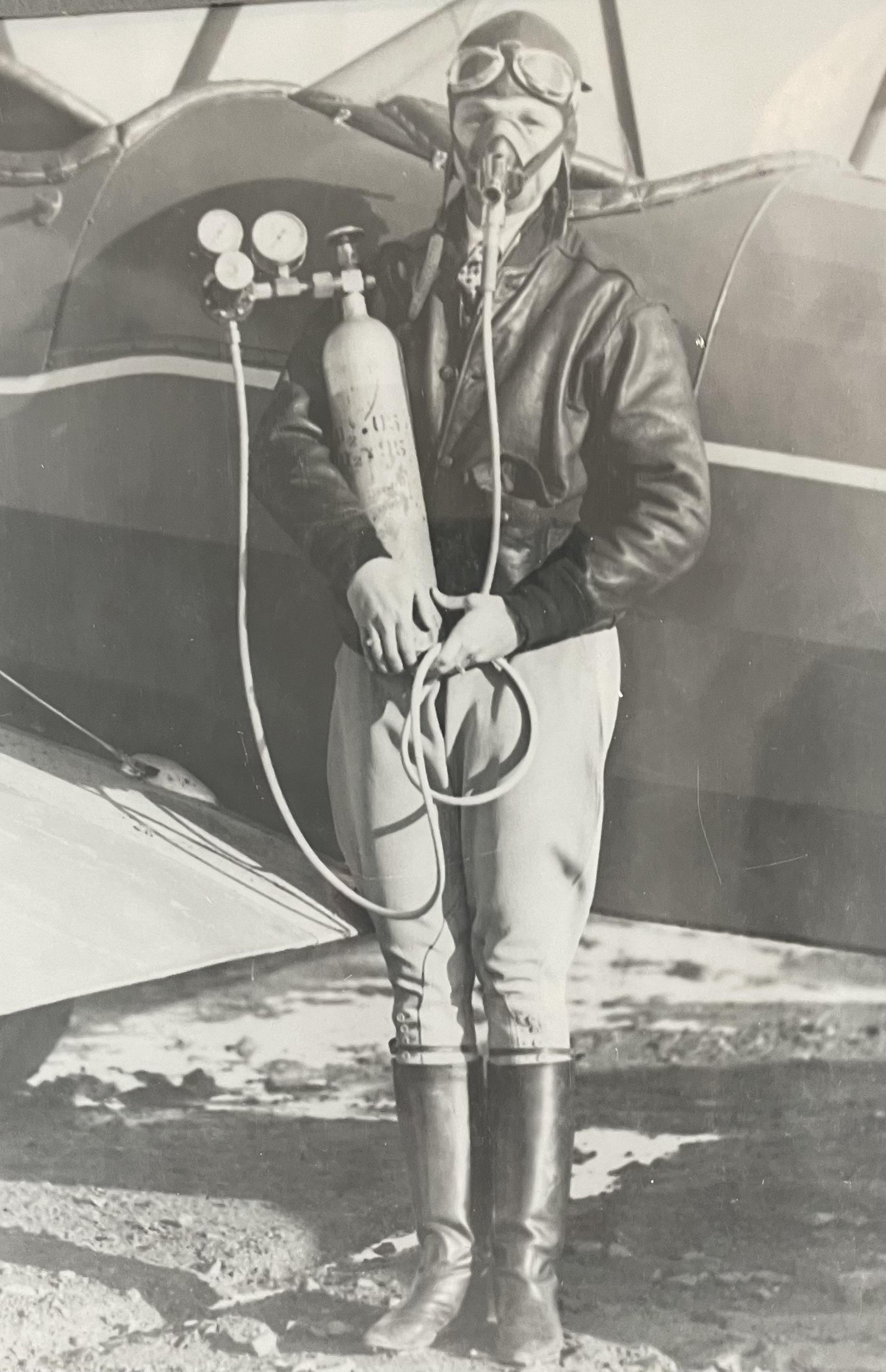 Louise Thaden tried to break the aviation altitude record in 1928.jpeg