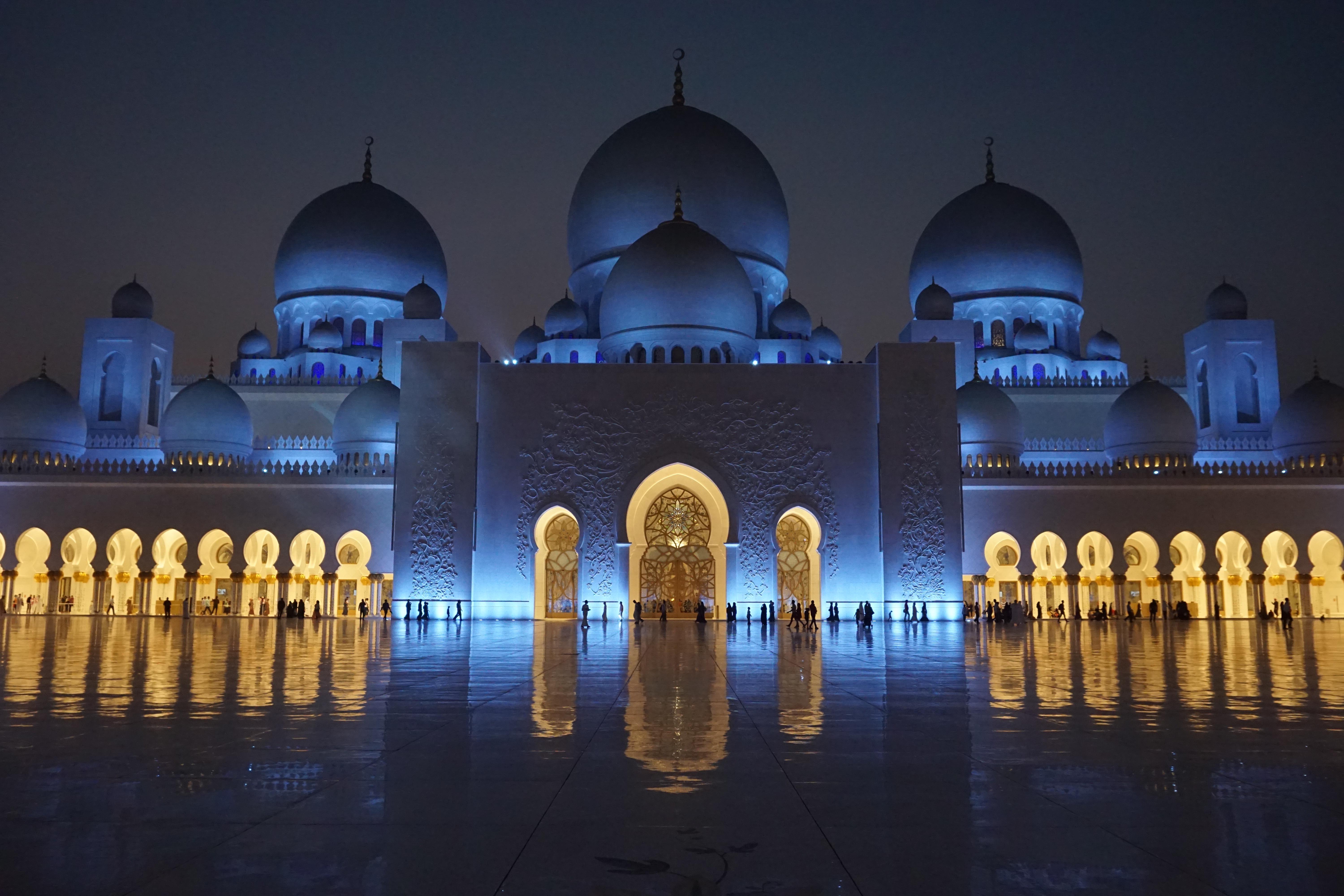 abu dhabi sheikh zayed mosque.jpeg