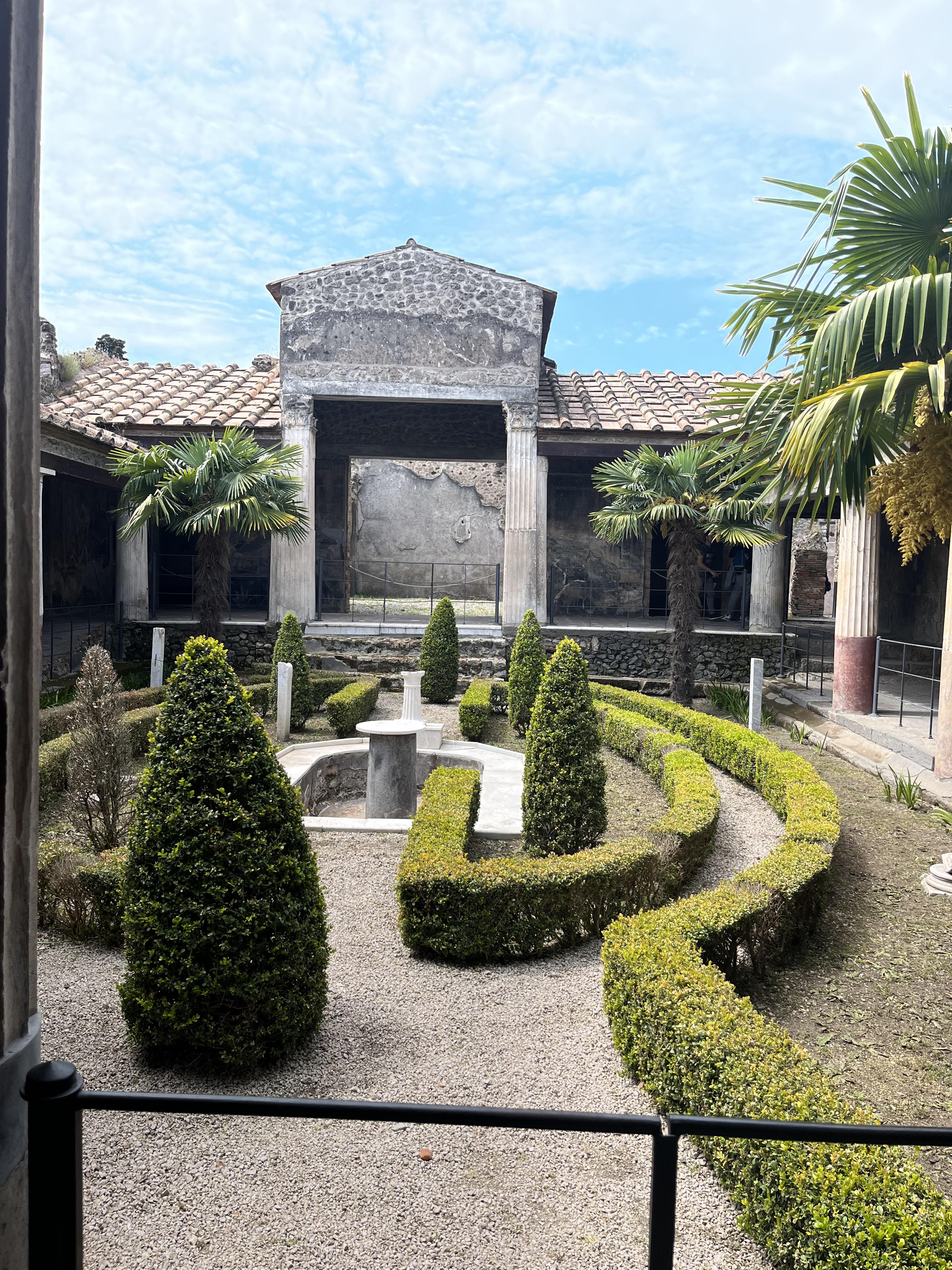 House of the Golden Cupids, Pompeii, Italy.jpeg