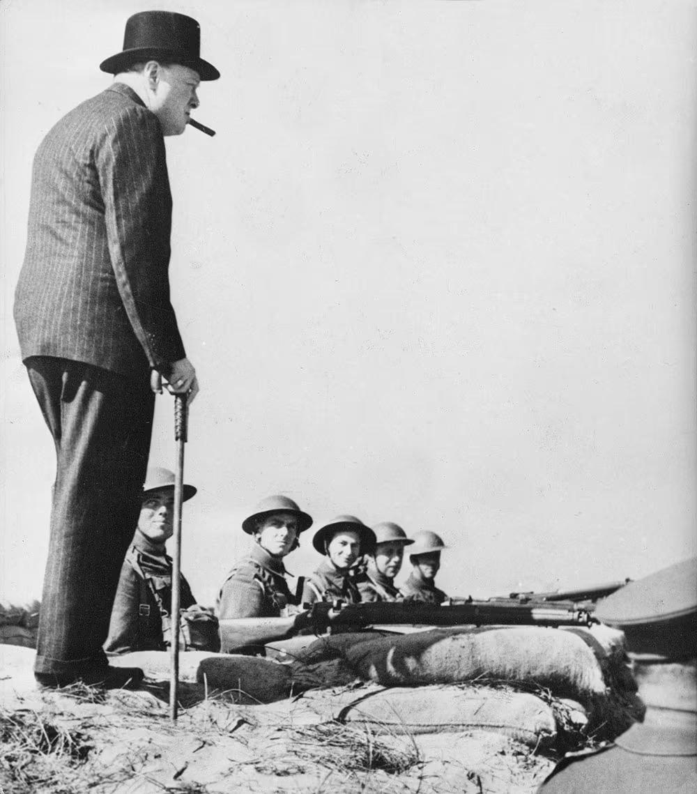 Winston Churchill visiting the coastal defenses (1940's).jpeg