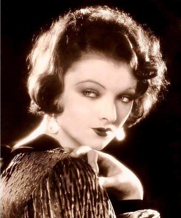 Myrna Loy, 1931.jpeg