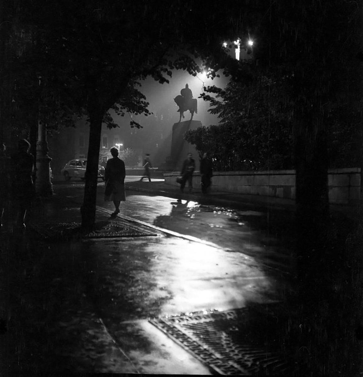 Moscow at night, 1960.jpeg