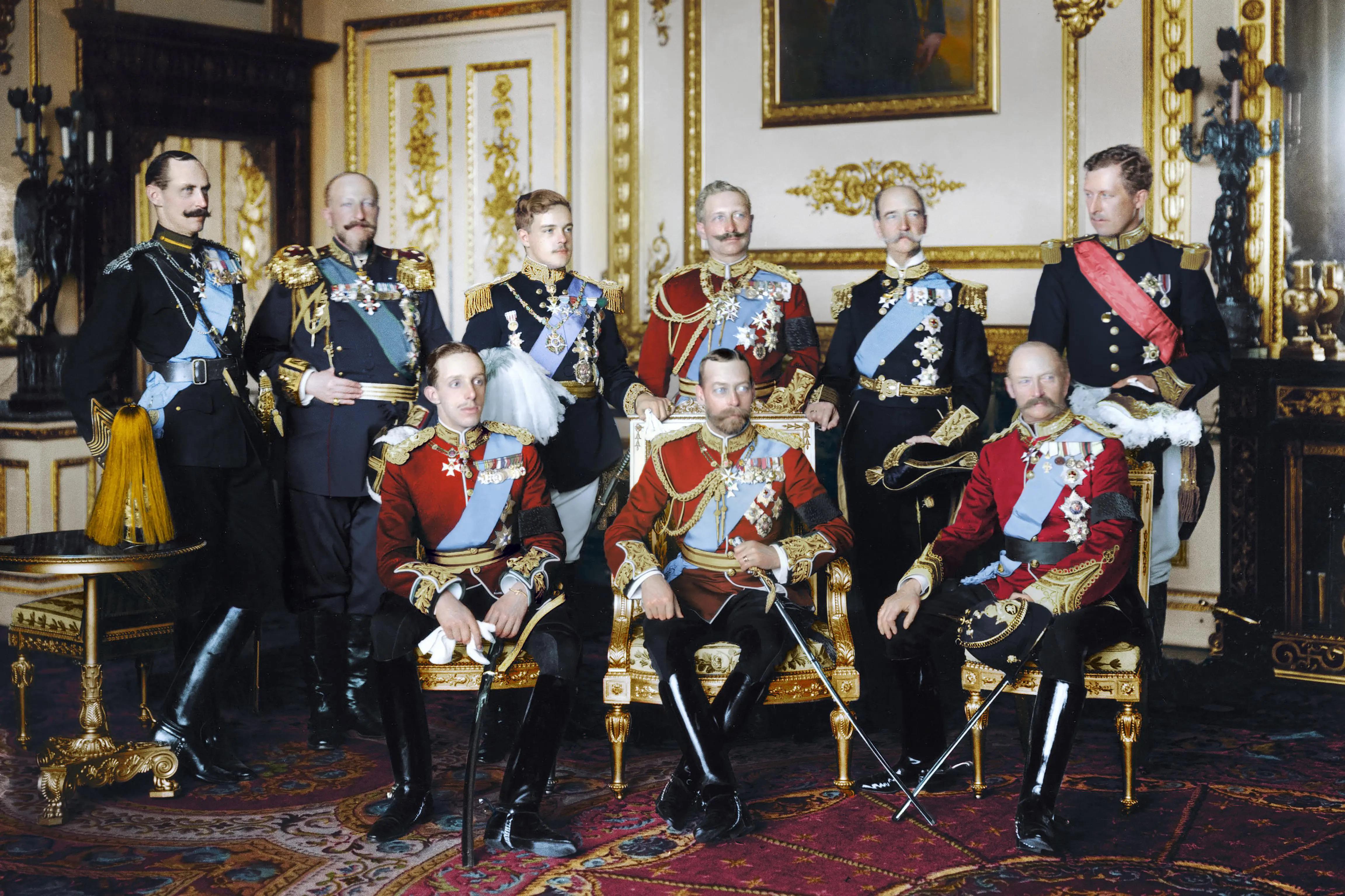 Nine European kings during a gathering at Windsor Castle for the funeral of King Edward VII in 1910.jpeg