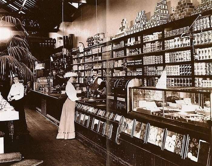Grocery shopping in the 1890s.jpeg