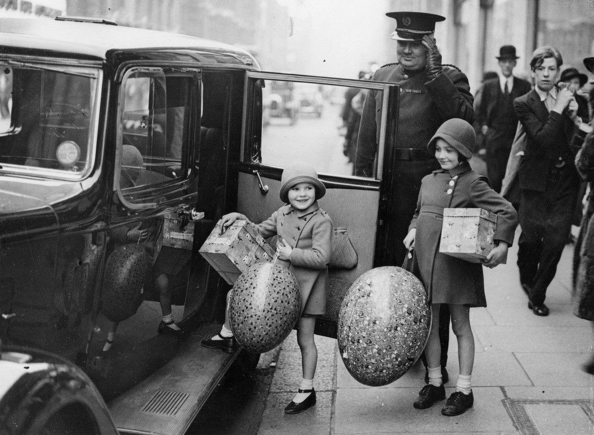 Two girls doing their easter-shopping, London, April 8, 1936.jpeg