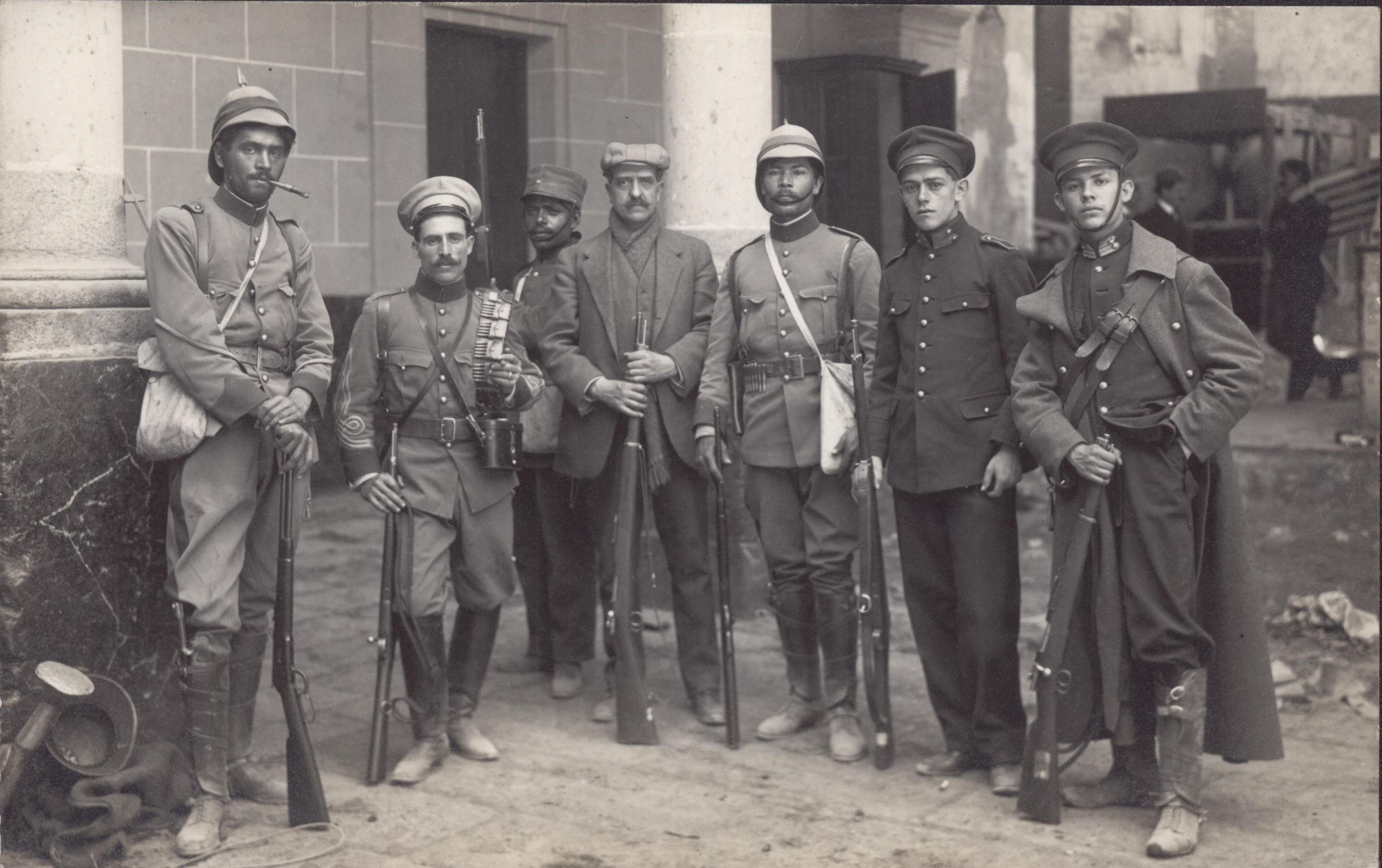 Group of Mexican soldiers during the 'Decena Tragica' 1913, City of Mexico (Feb 9-18). 2 appear to be young cadets and 1 a civilian. not quite sure if Felix Diaz forces or Madero ones.jpeg