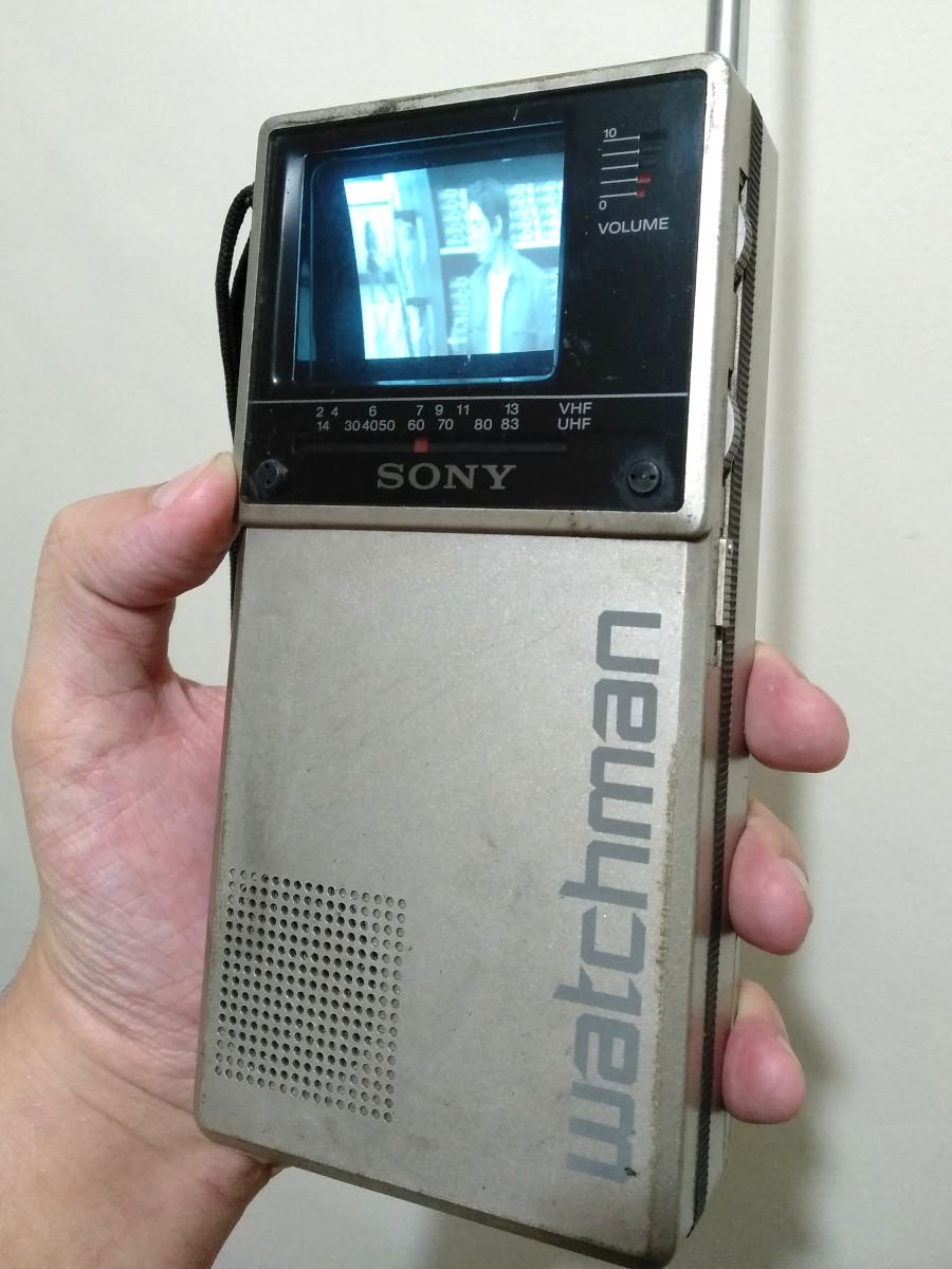Before smartphones and online streaming, 40 years ago - Sony Watchman (1984).jpeg