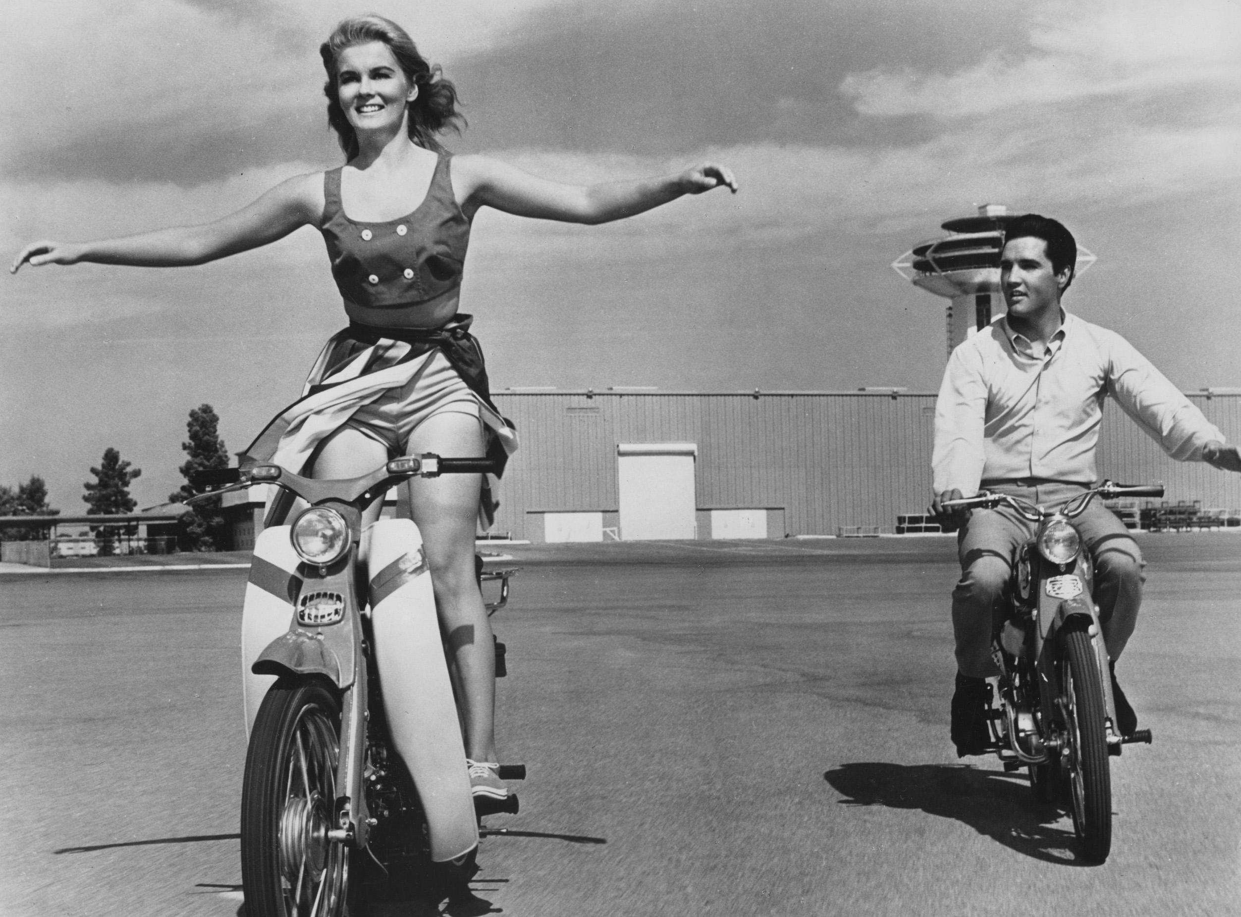 Ann Margaret and Elvis Presley 1964.jpeg