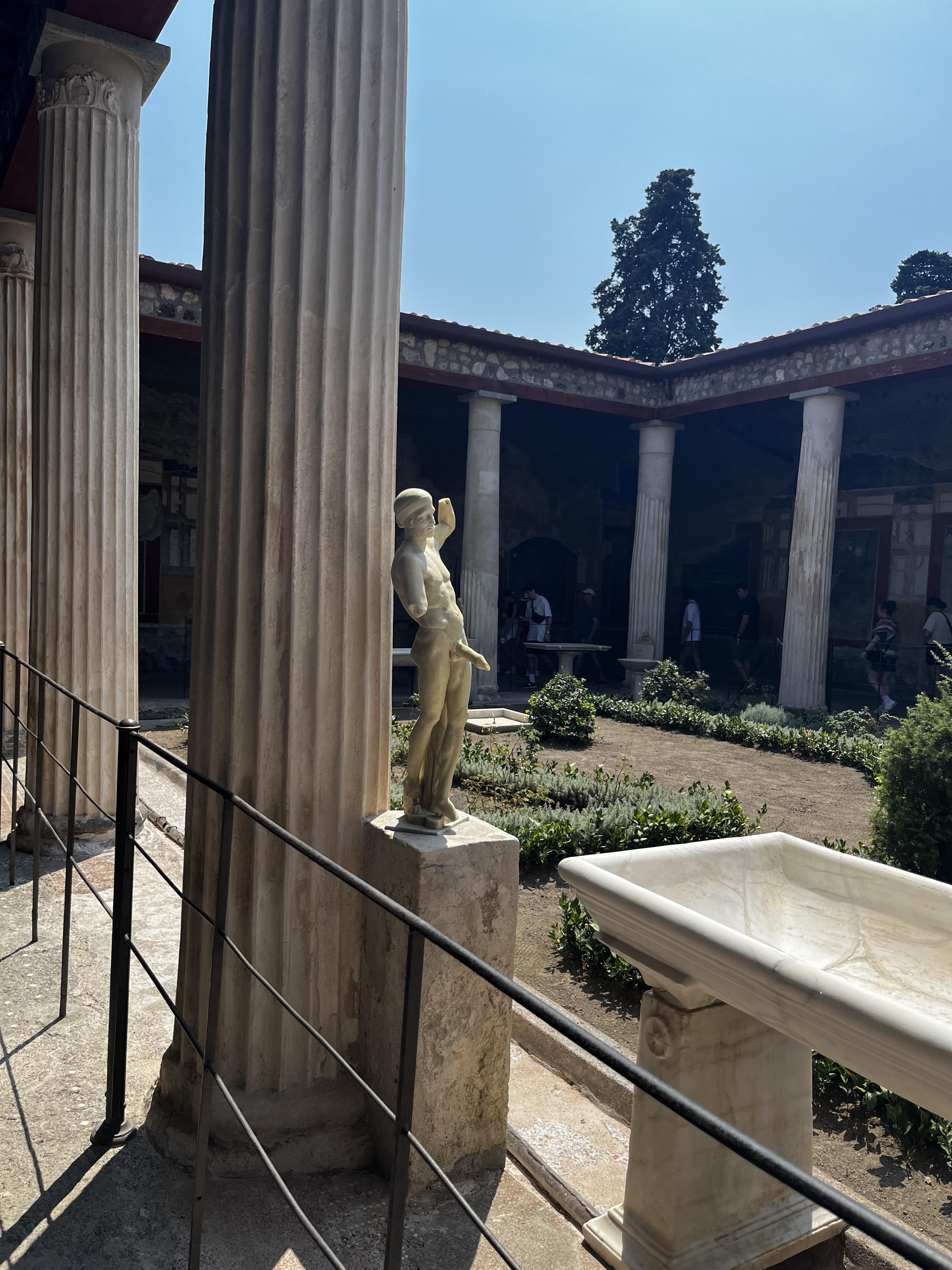 Totally Proportional Statue, Pompeii.jpeg