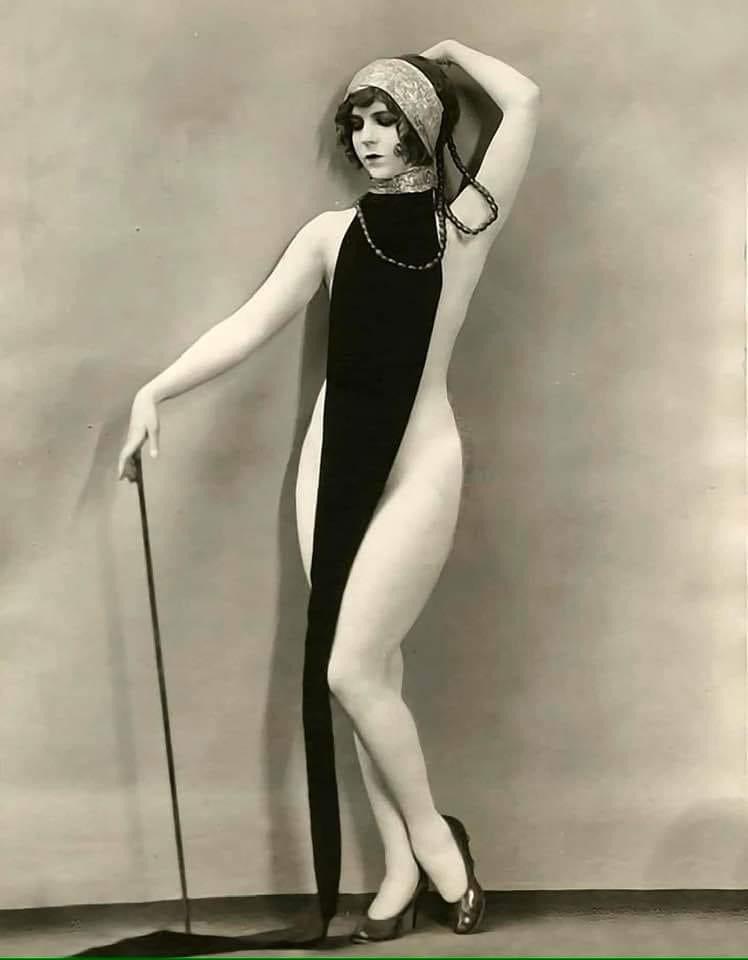Wanda Stevenson, 1928.jpeg