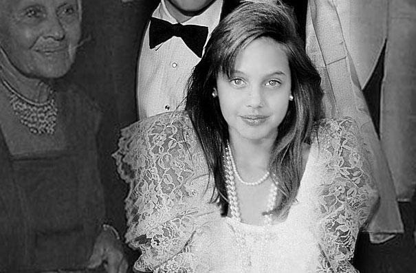 Angelina Jolie in '86.jpeg