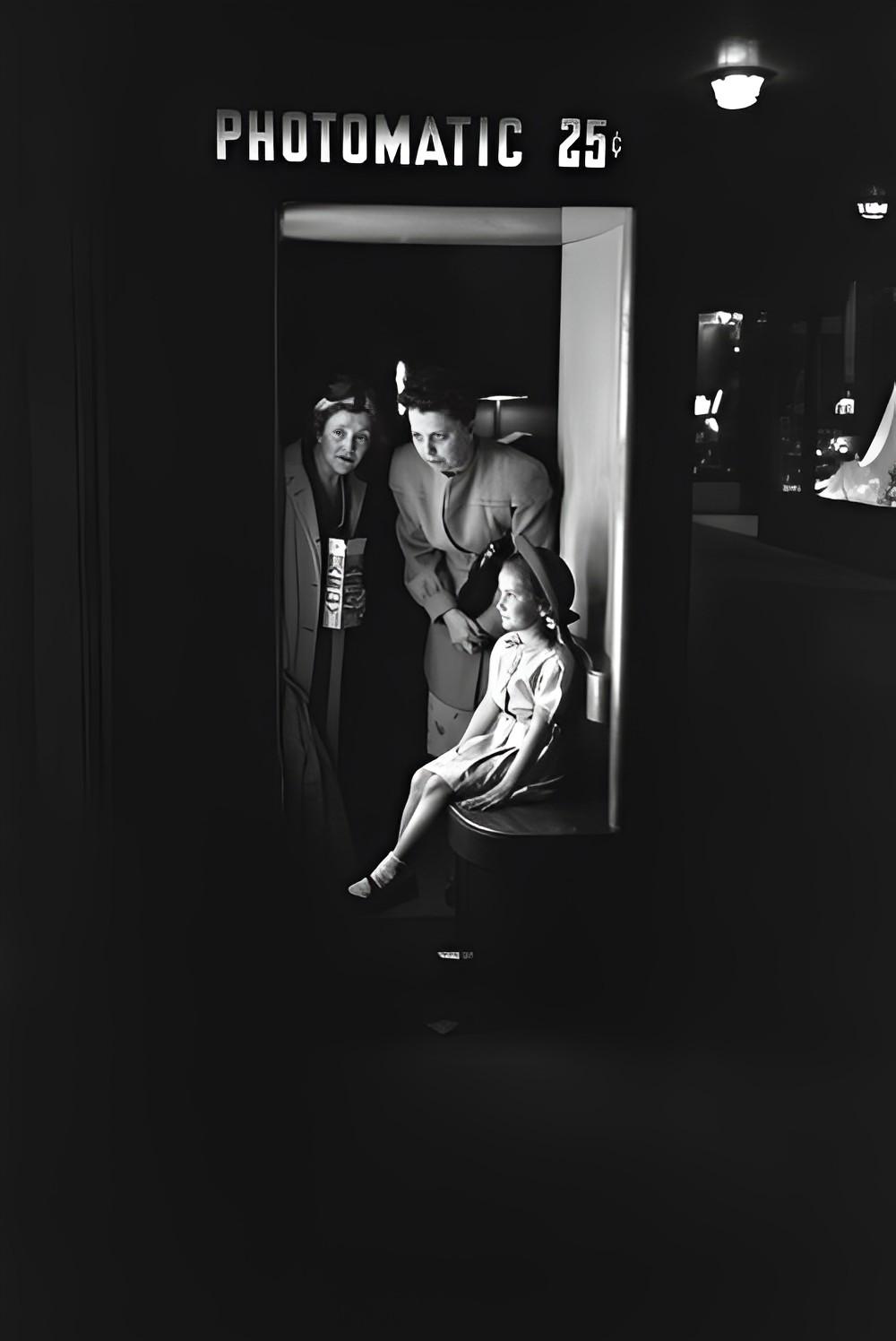 The Photomatic (1952).jpeg