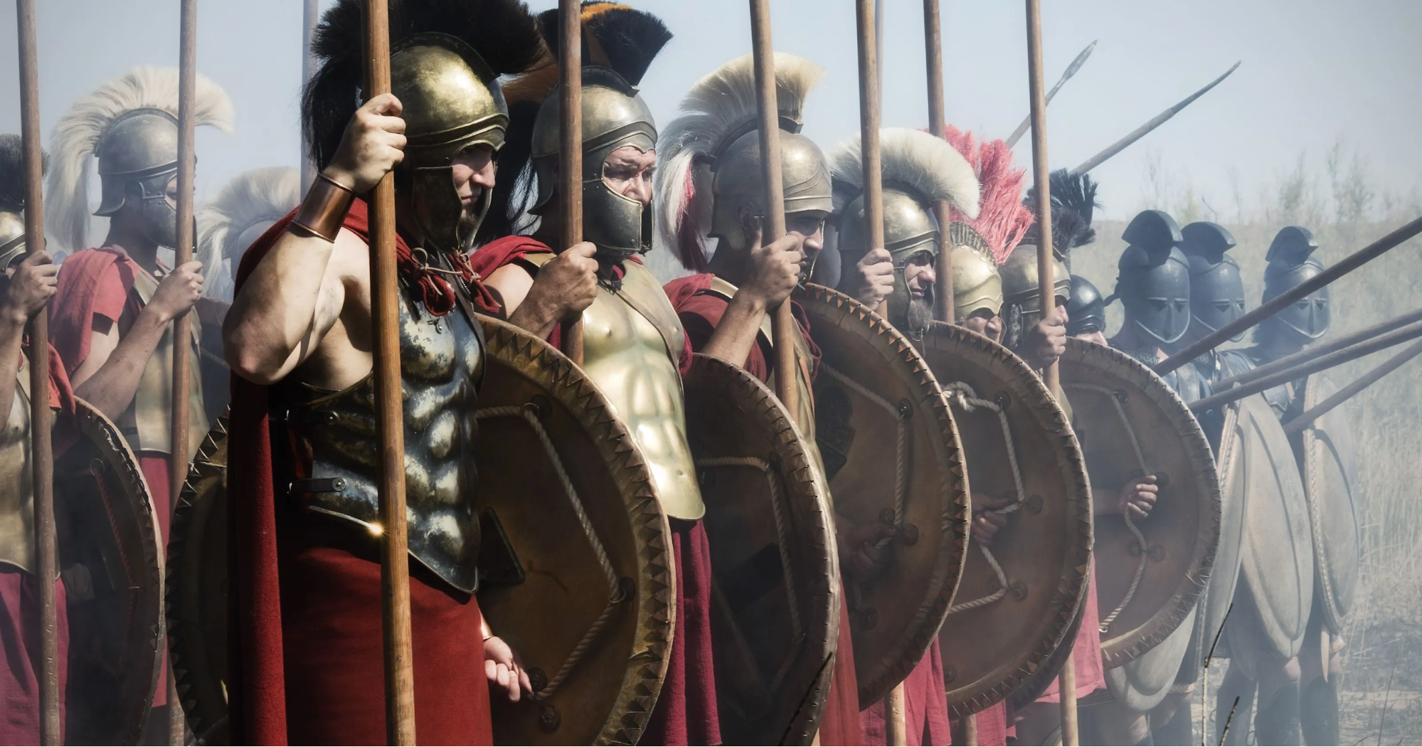 Спартанские воины. Современная реконструкция.png