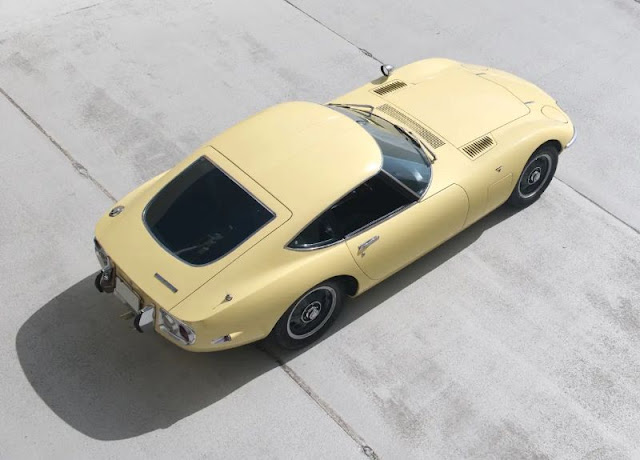 1968-toyota-2000gt-6.jpg