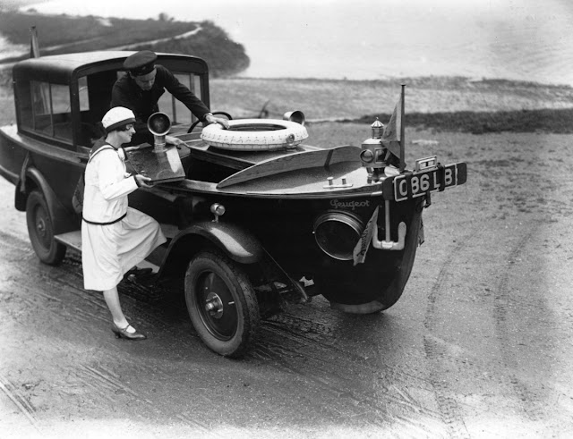 1925-peugeot-motorboat-car-2.jpg