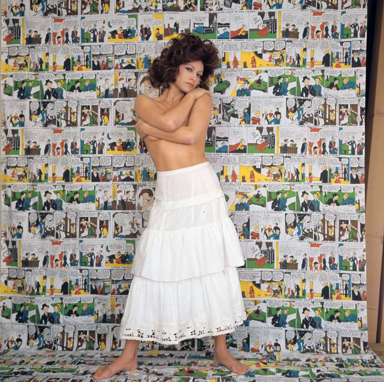 Nathalie Delon photographed by Angelo Frontoni.jpg