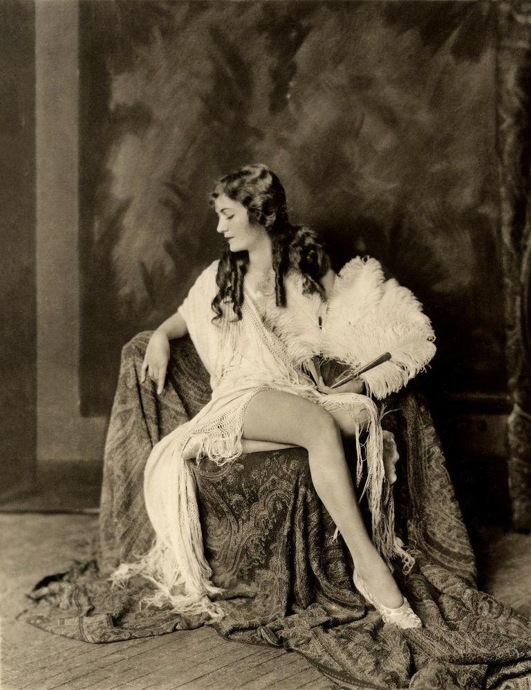 ZiegfeldFollies29.jpg