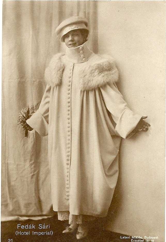 Sári Fedák as Anna in the play 'Hotel Imperial' (1917), written by Lajos Bíró. Performed at the Magyar Shinhaz (Hungarian Theatre).jpg