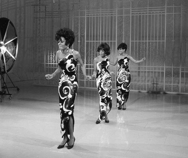 Diana Ross and The Supremes on The Ed Sullivan Show, May 5, 1968.jpeg
