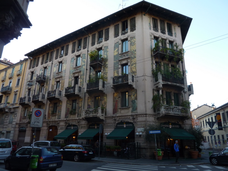 Casa Galimberti was built 1903-1905 by architect Giovanni Battista Bossi (1864-1924), commissioned by the brothers Galimberti. It is one of the best and best kept examples of Milanese Art Nouveau (Liberty).jpg