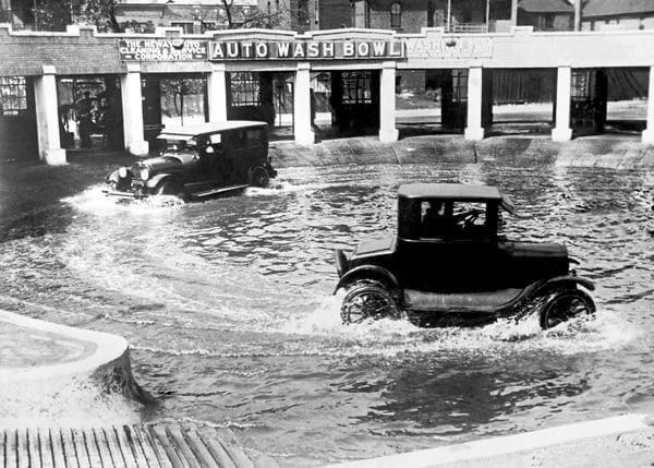 Auto wash bowl 100 years ago at 25 cents per car. The concept originated in St. Paul, Minnesota. It was patented in 1921 by inventor CP Bohland, who opened two branches in St. Paul.jpeg