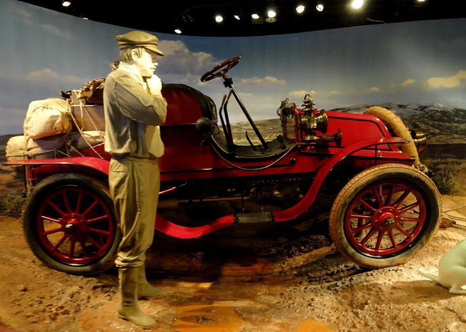 he First Car to Cross the United States was the 1903 Winton Touring Car, Nicknamed The Vermont.jpeg